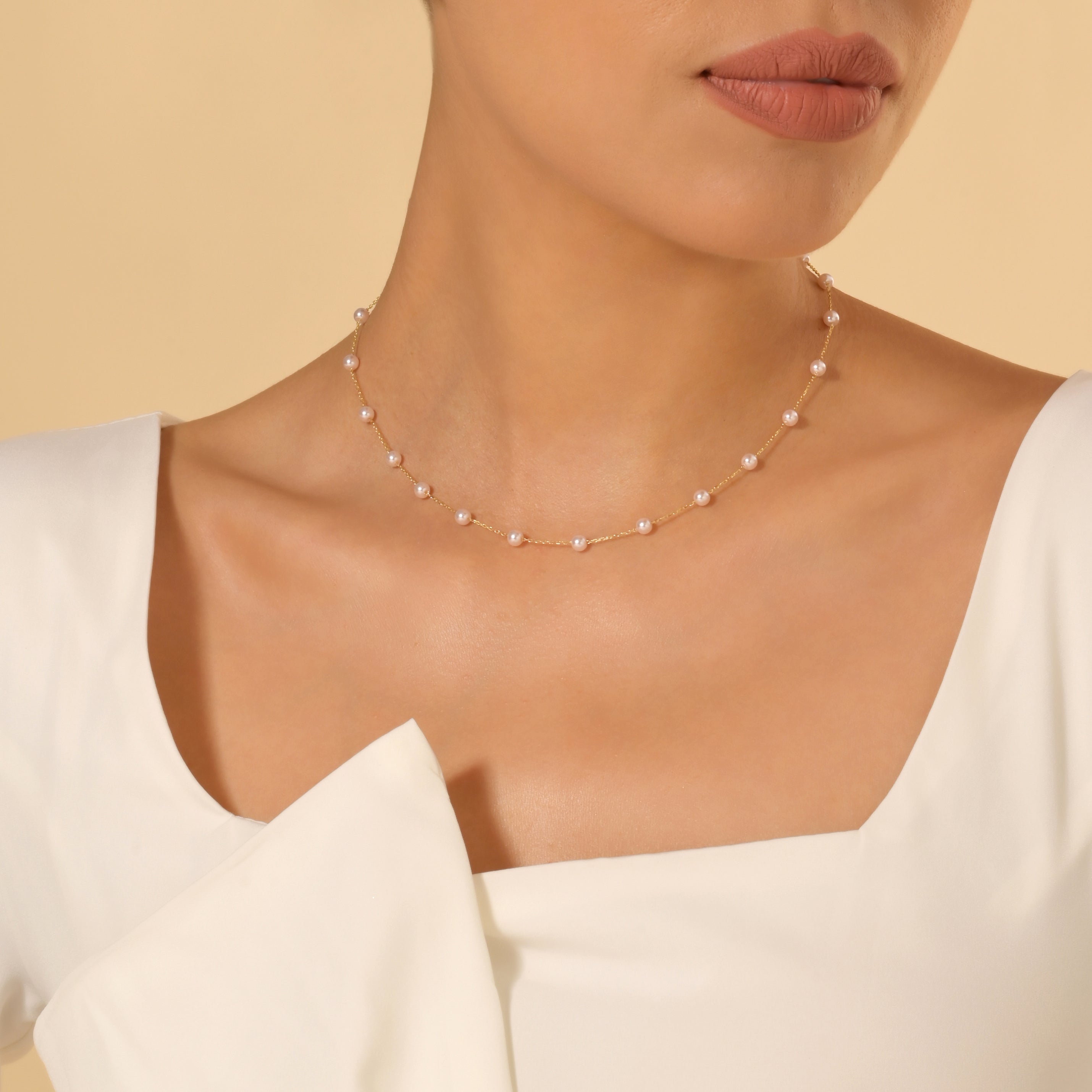 Collar de cadena de perlas flotantes