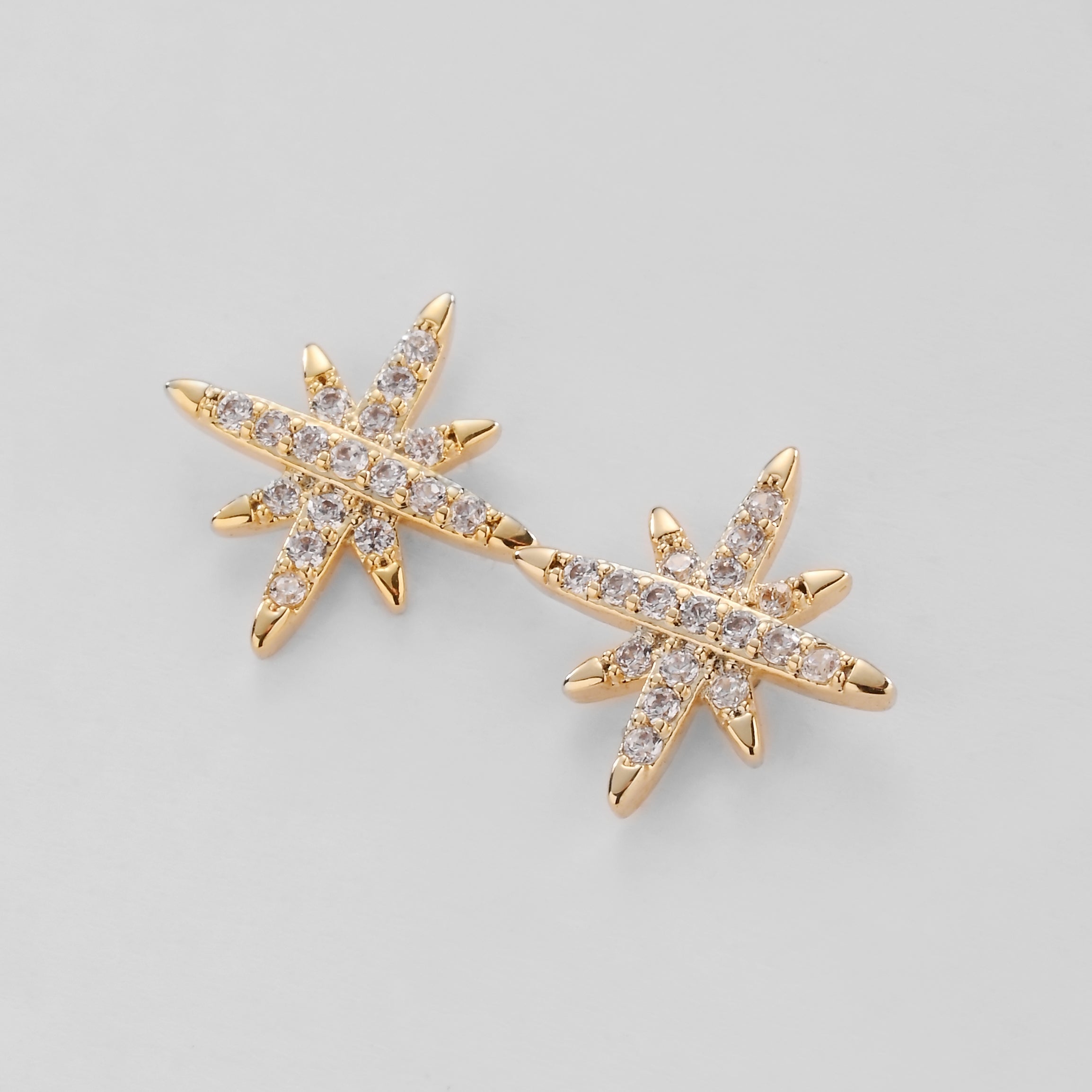 Delicados pendientes con forma de estrella