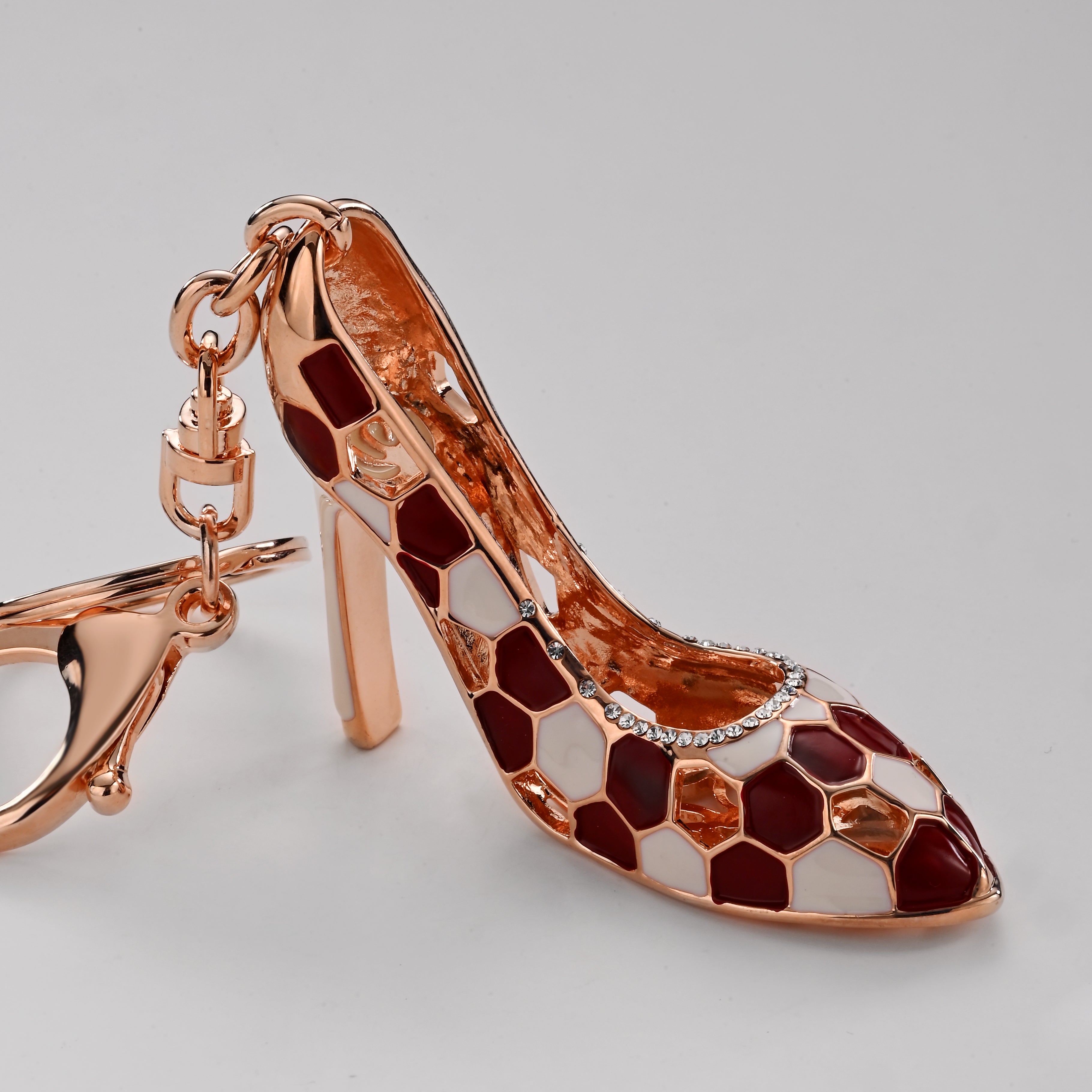 Charm para bolso de tacón alto con diseño de leopardo rubí