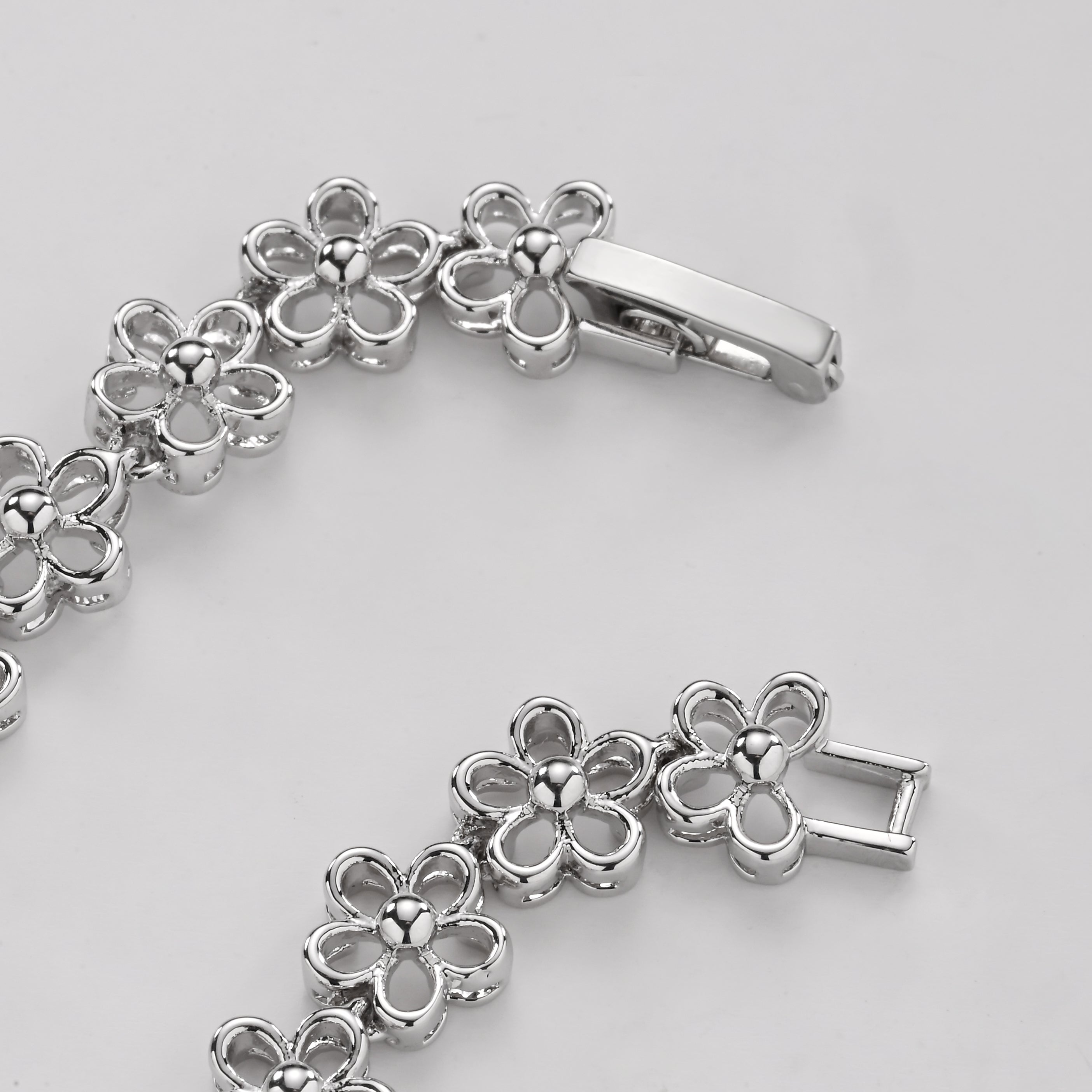 Collar en capas Radiant Blossom