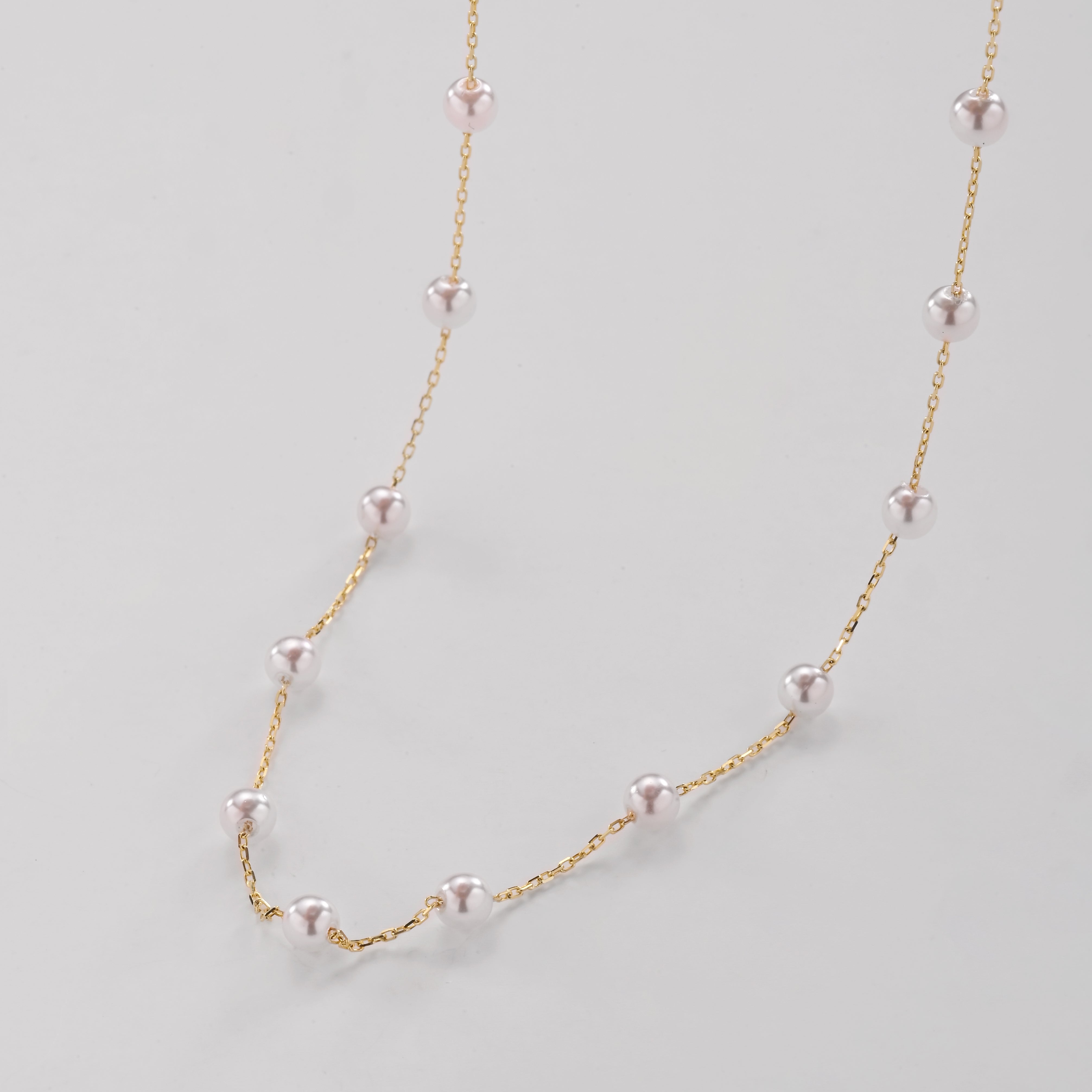 Collar de cadena de perlas flotantes