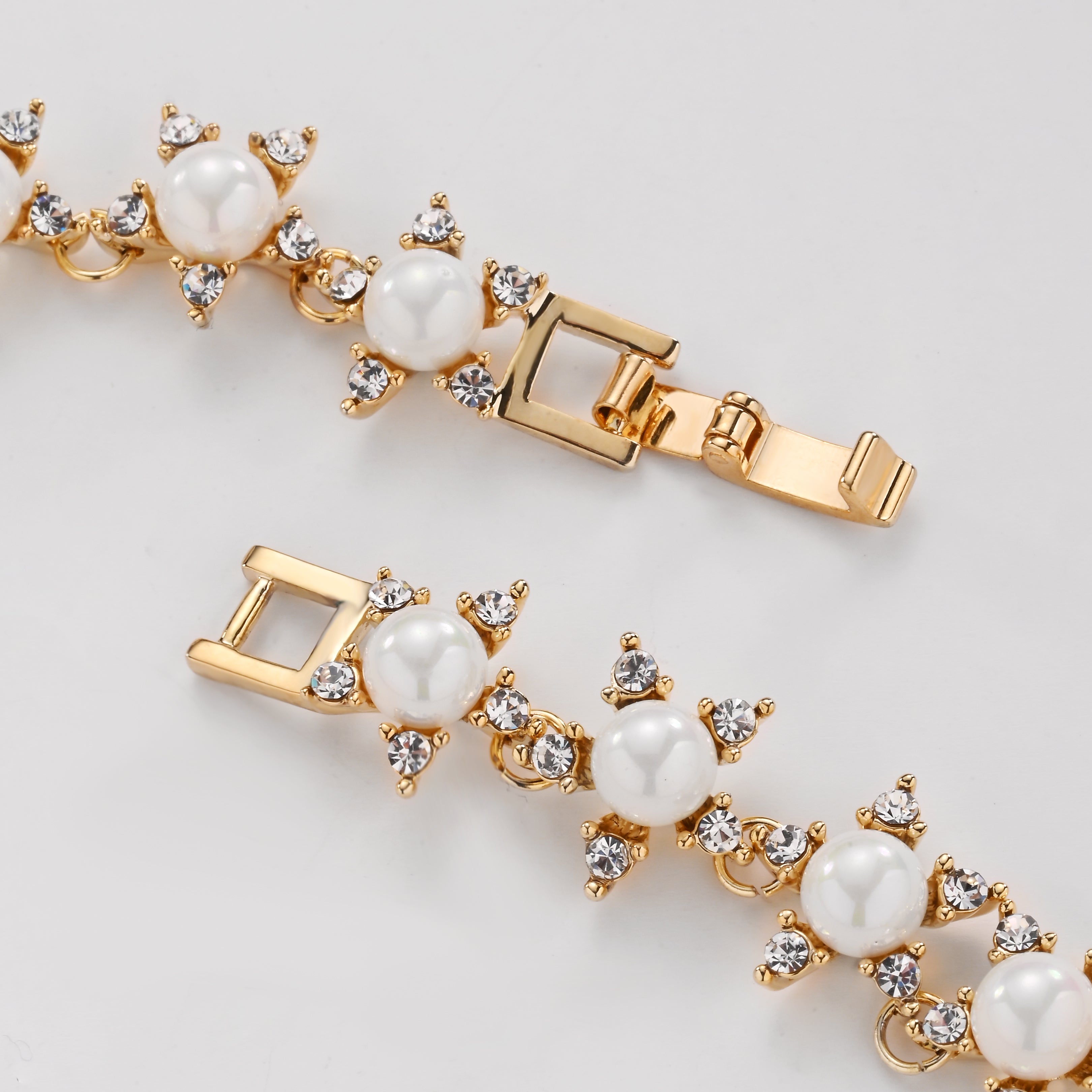 Pearl Garden Chain Necklace