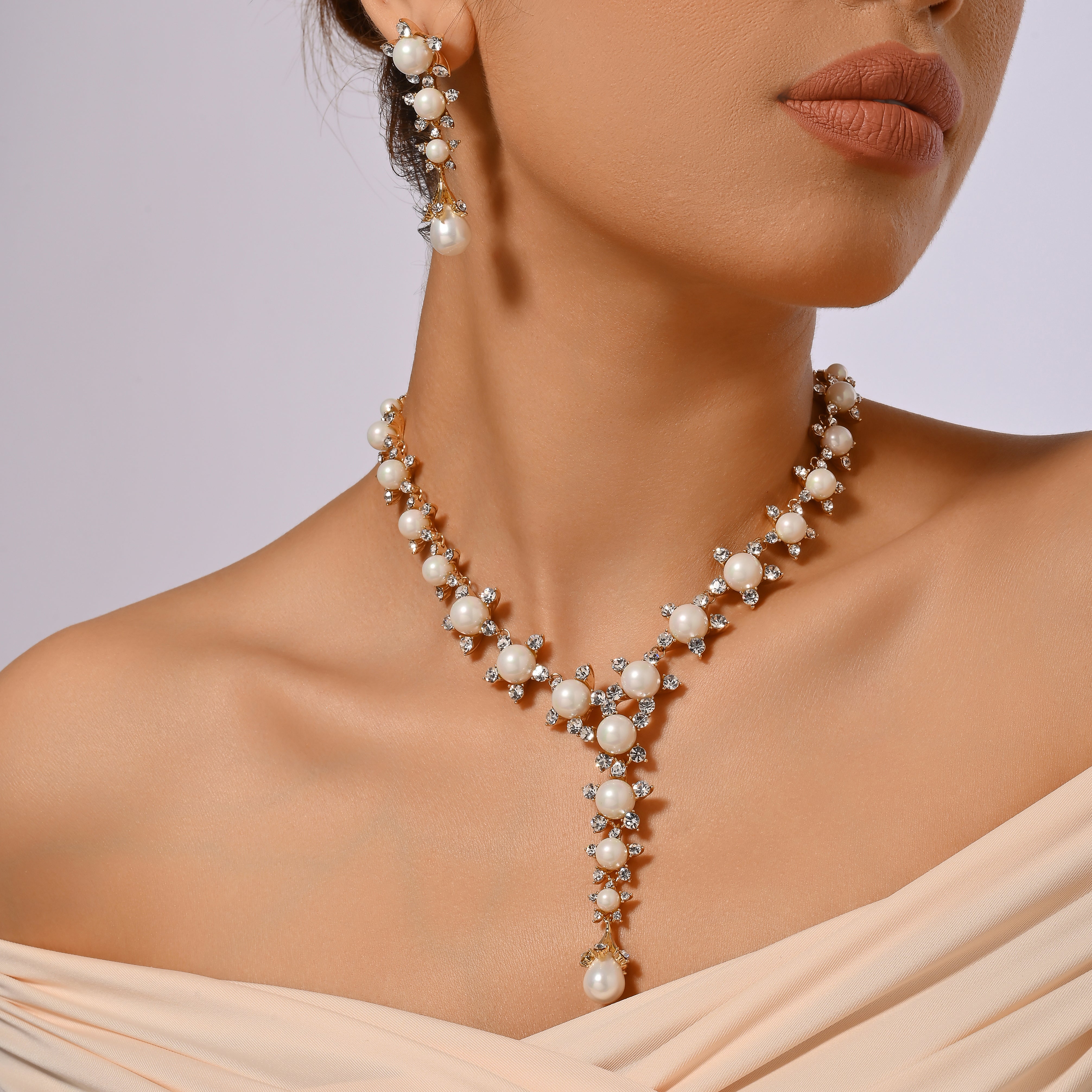 Pearl Garden Chain Necklace
