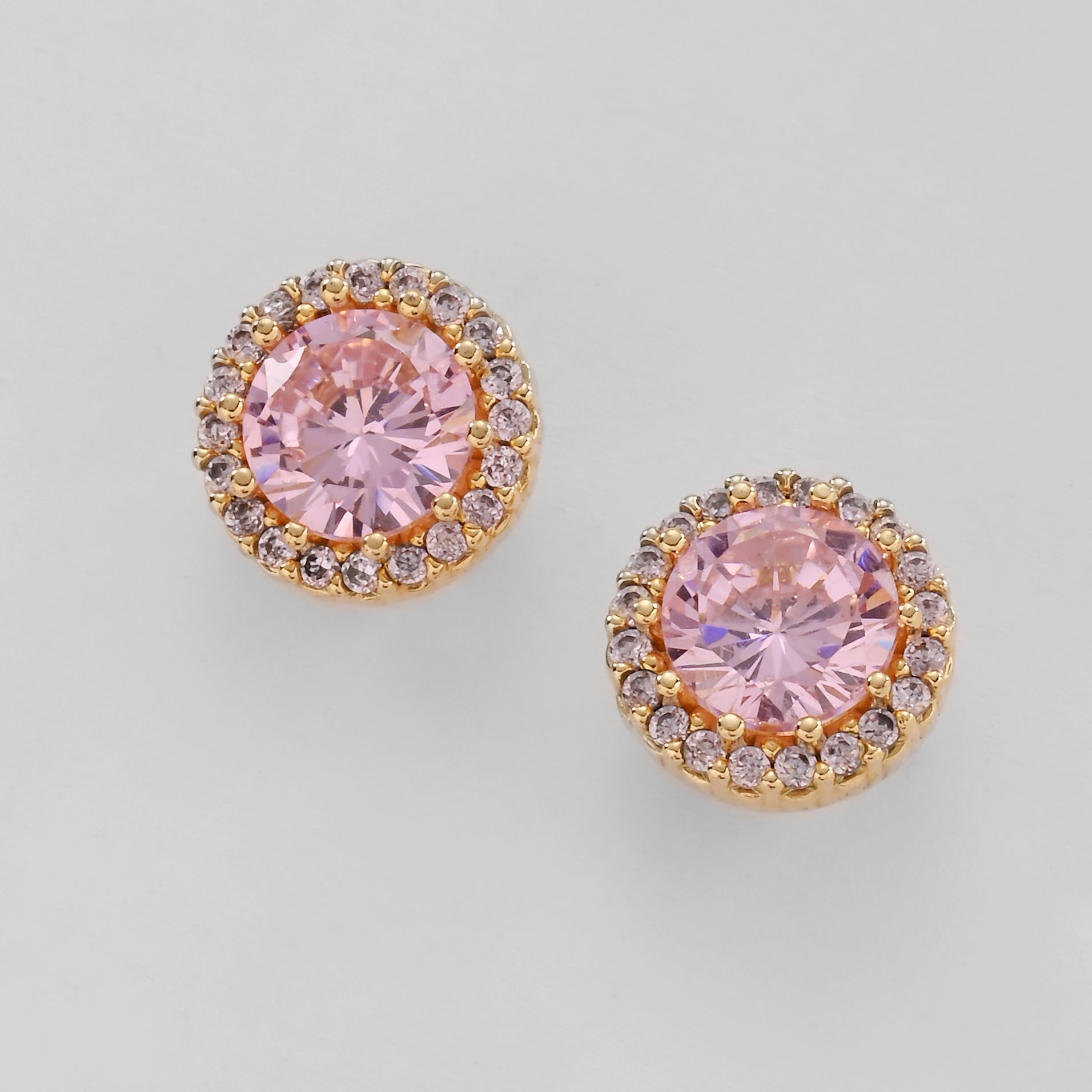 Pendientes de botón de cristal con halo rosa