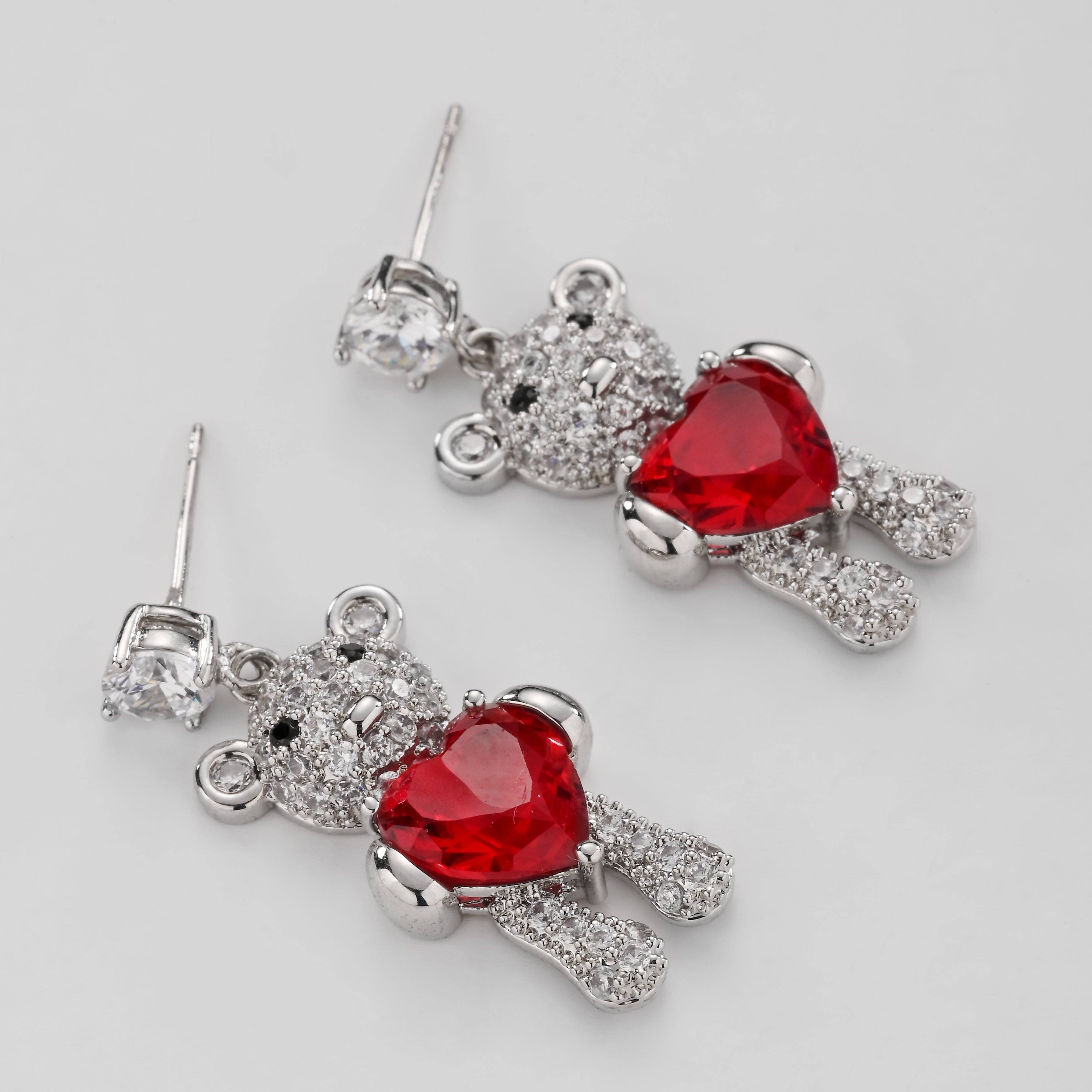 Pendientes colgantes de corazón de osito de cristal