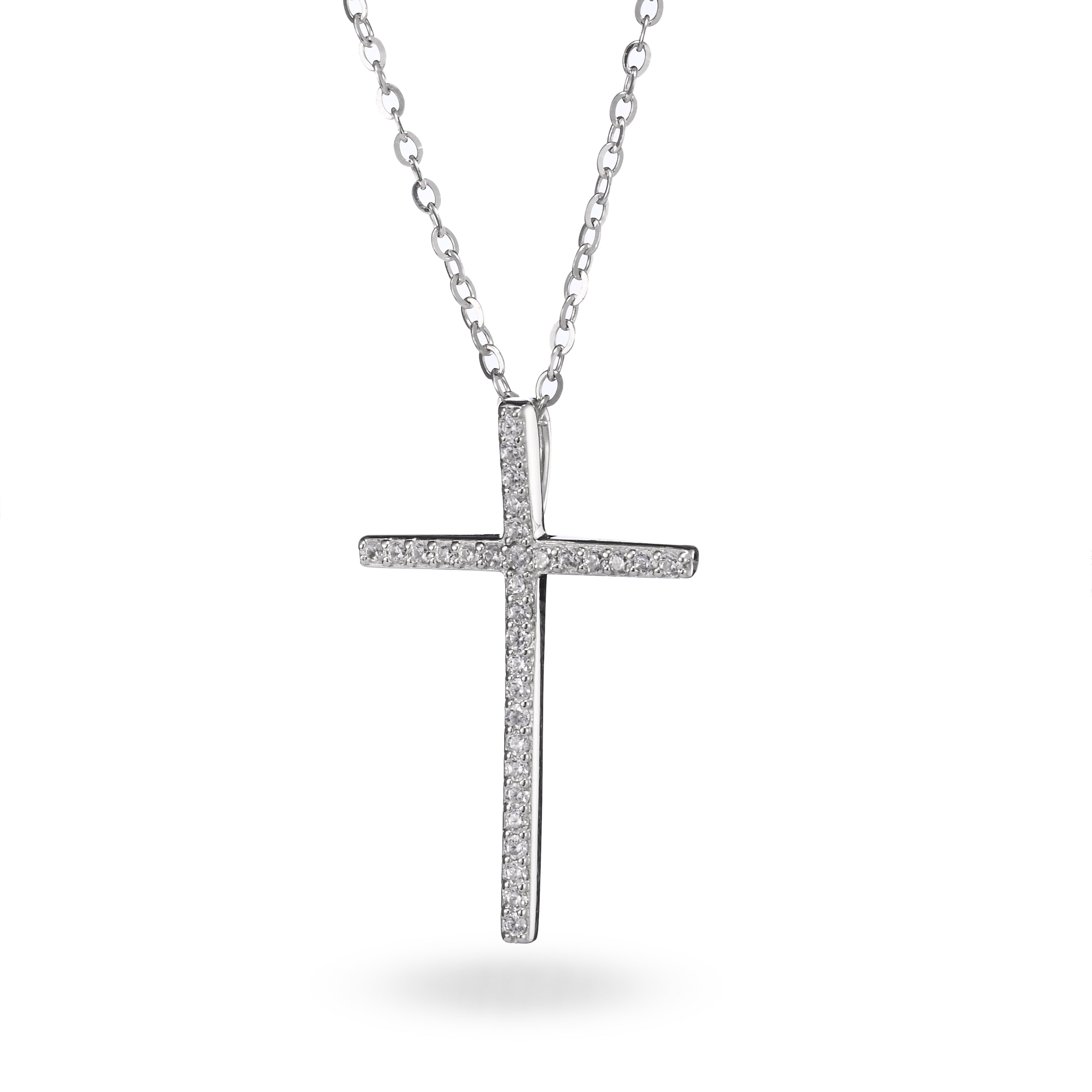 Collar con colgante de cruz de plata