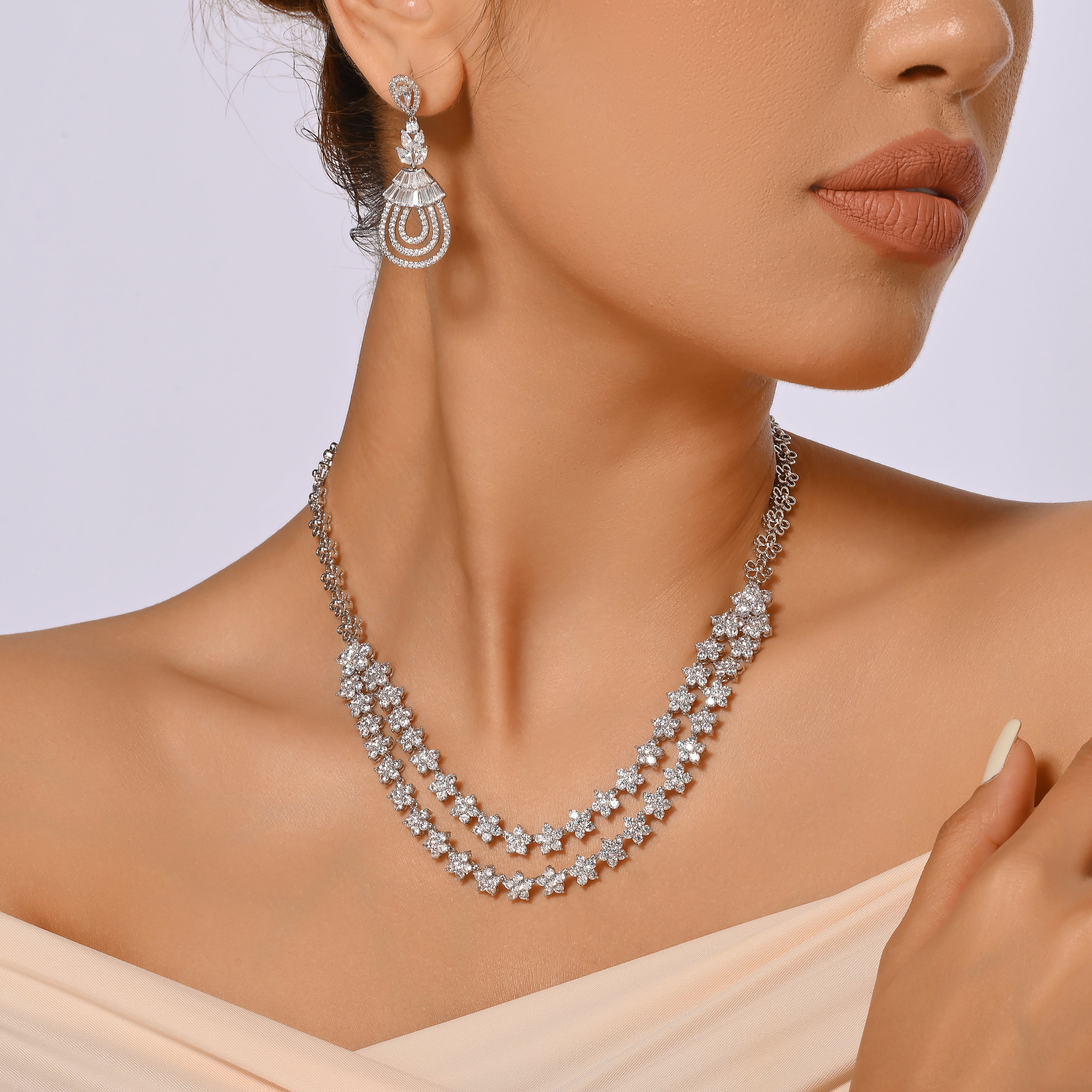 Collar en capas Radiant Blossom