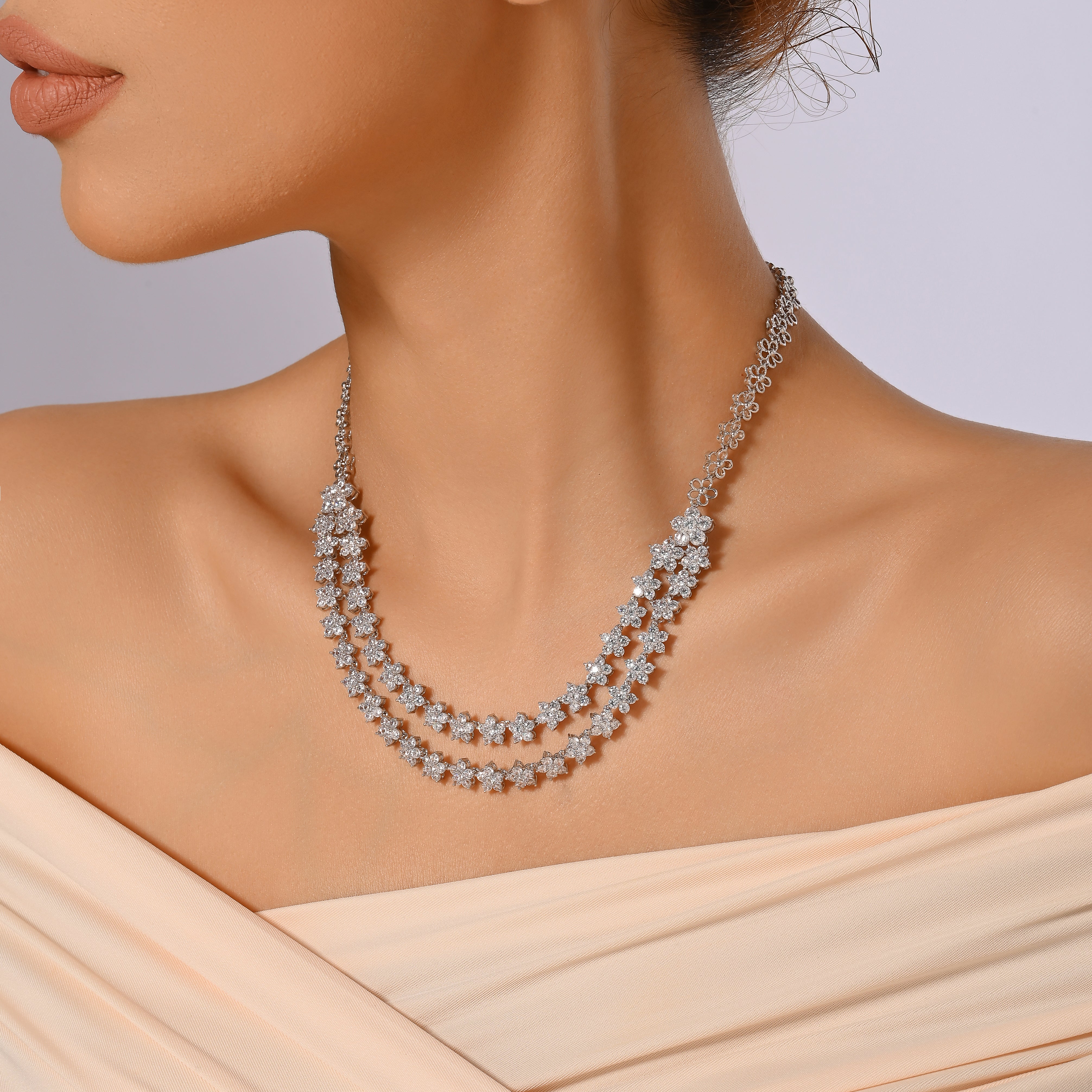 Collar en capas Radiant Blossom