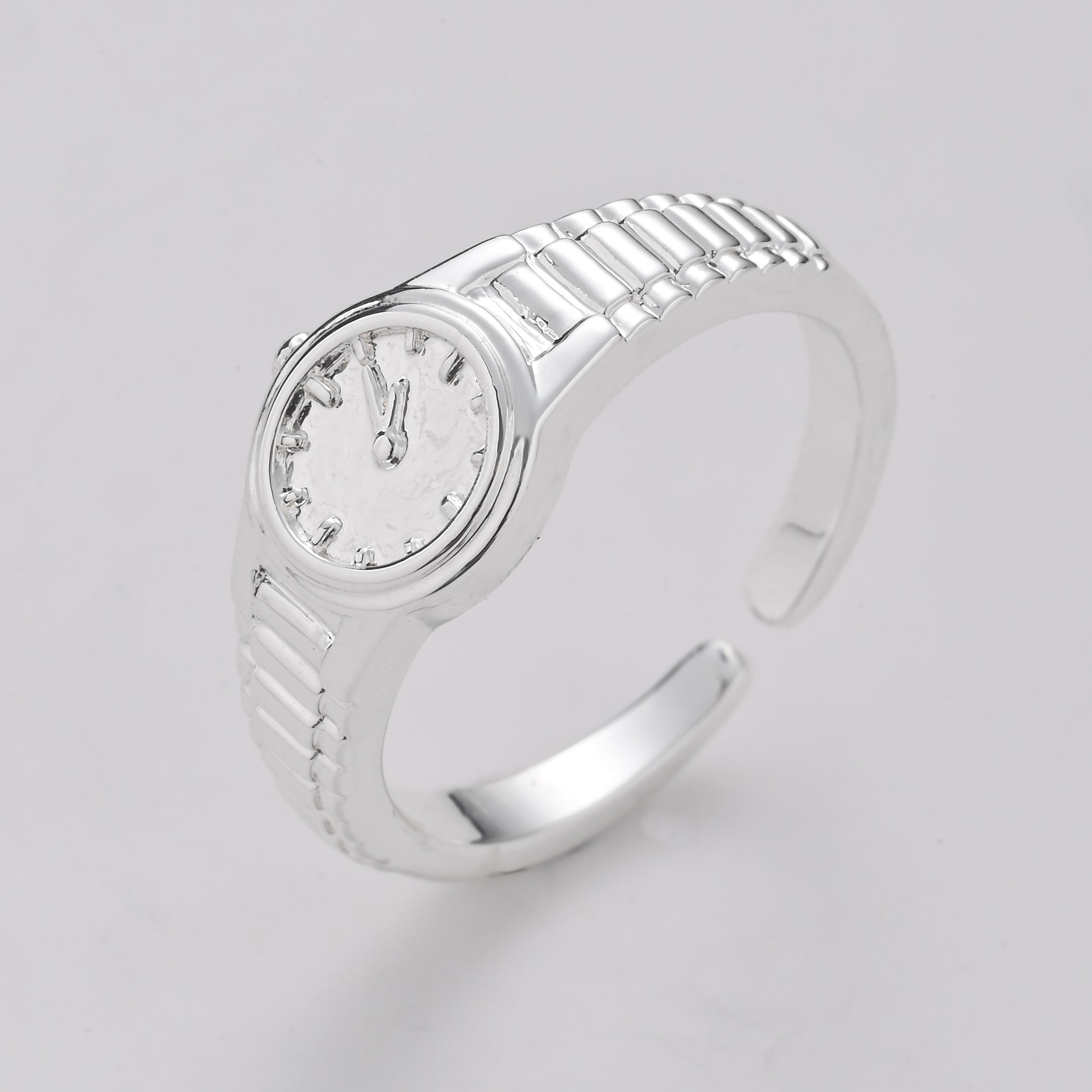 Anillo de cristal estilo reloj