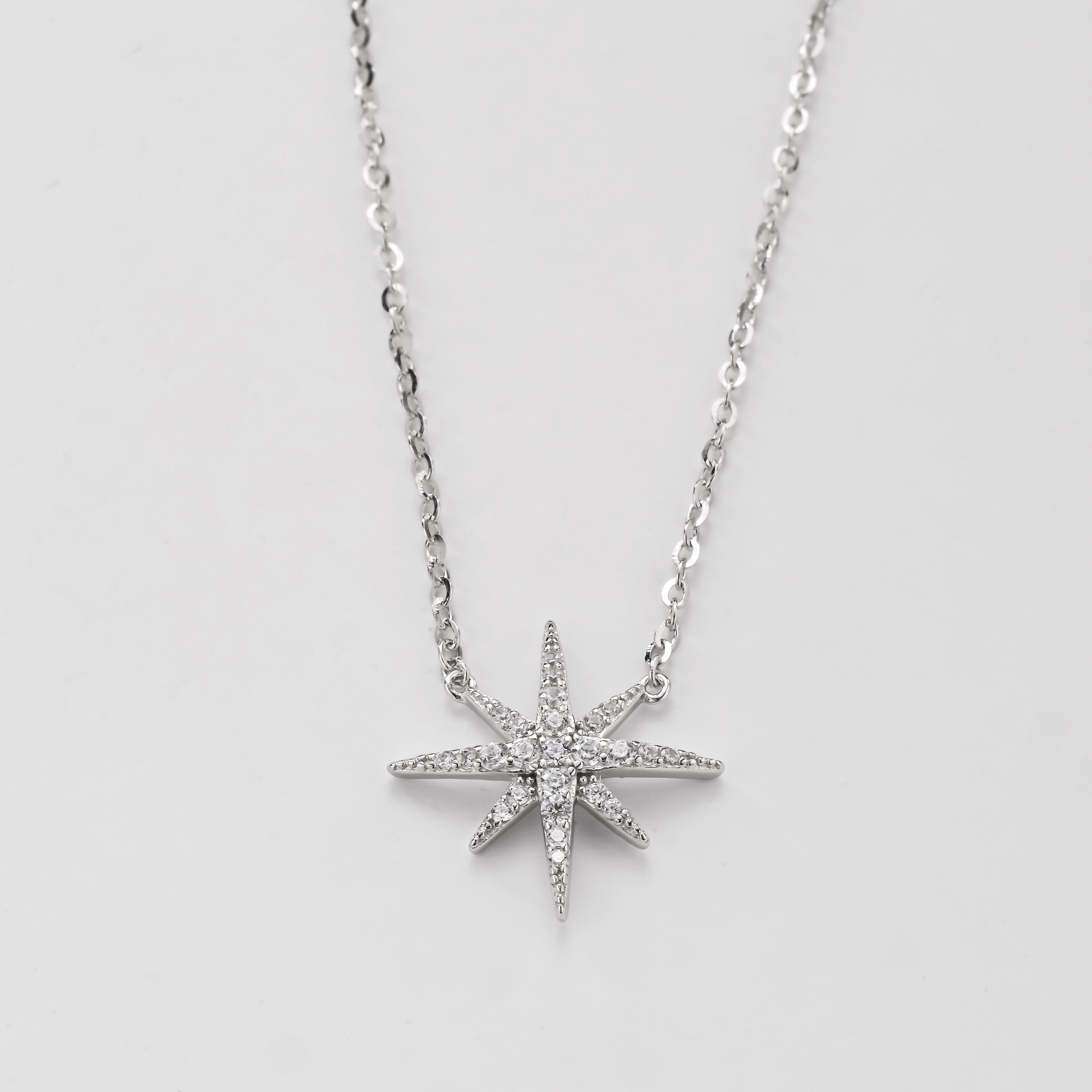 Collar colgante de estrella del norte